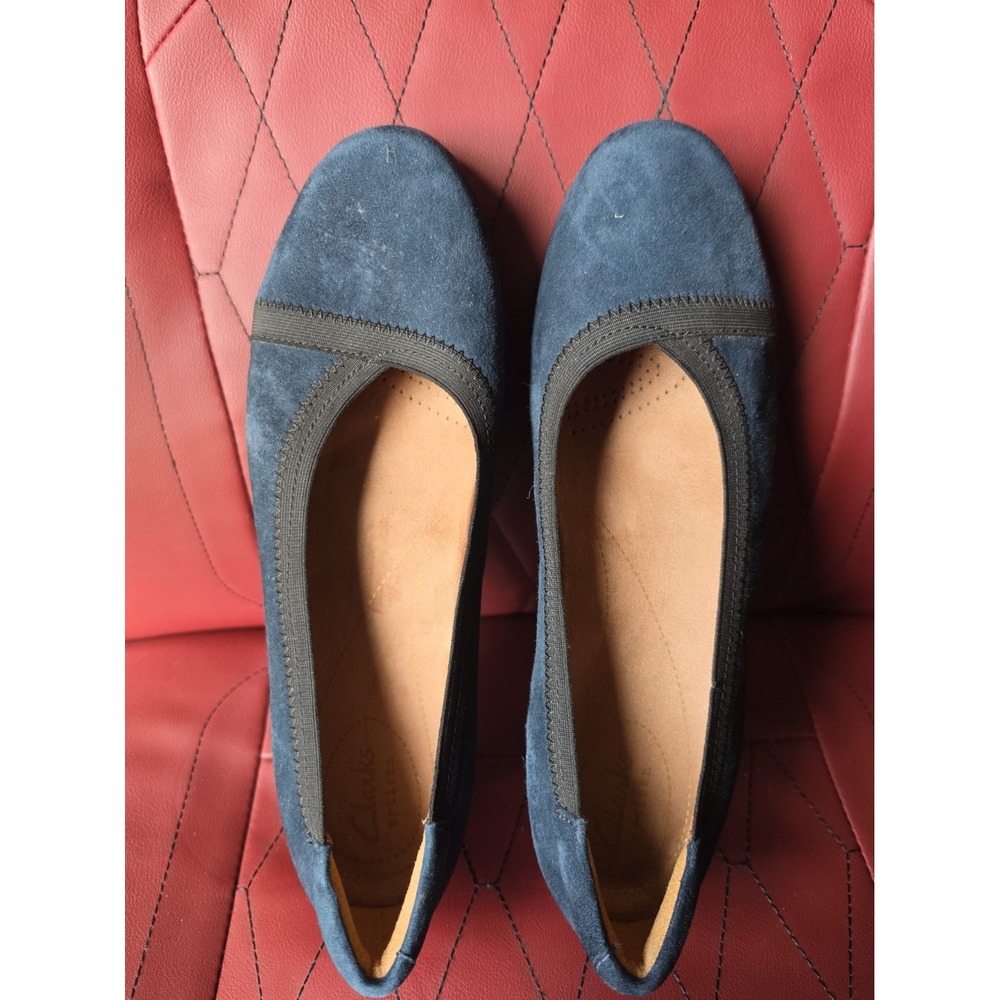 Clarks Women's Clarks Artisan Daelyn Hill Wedge Navy Nubuck Suede Size 9 M